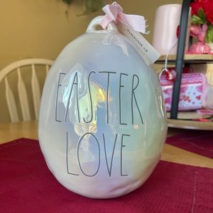 NWT Rae Dunn “Easter Love” Iridescent Egg